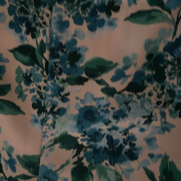 Floral Wide-Leg Pants - Picture 4 of 6